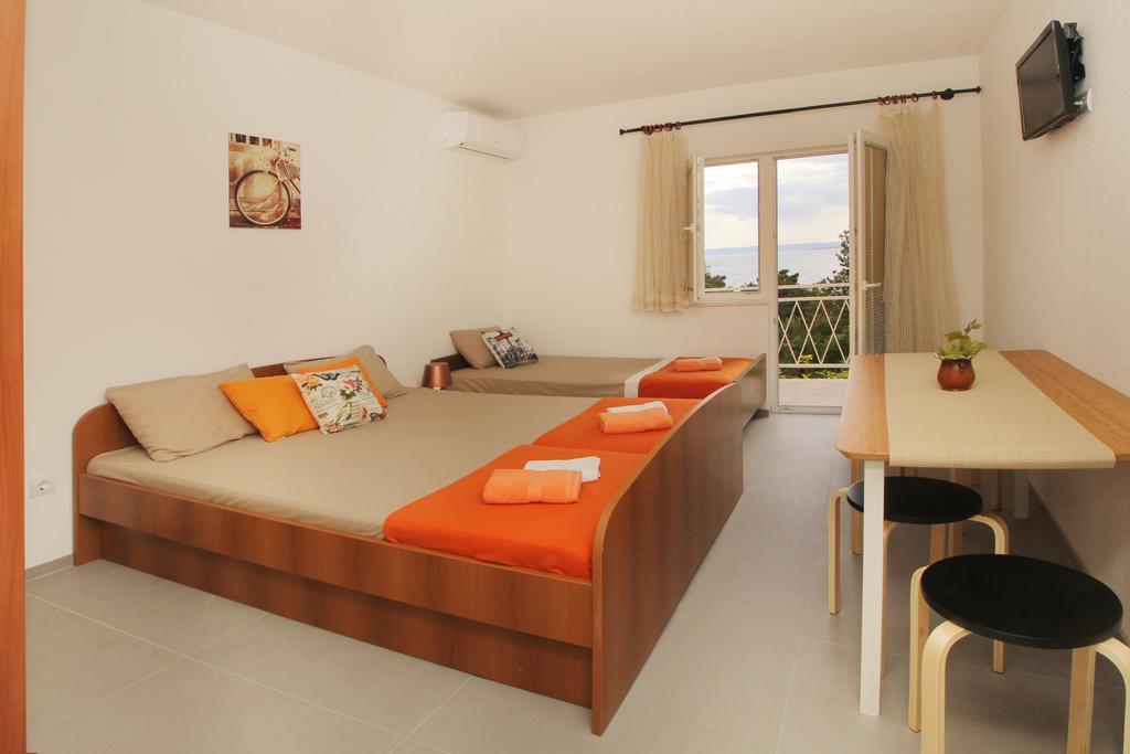 Stanicicke Apartments Baska Voda Ngoại thất bức ảnh
