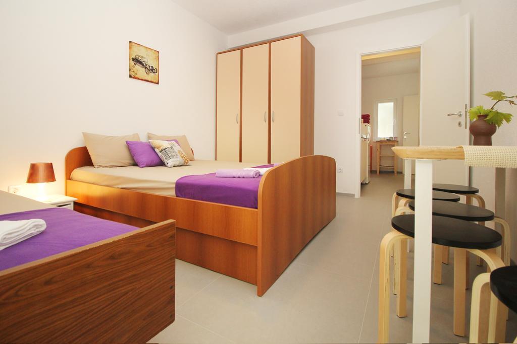 Stanicicke Apartments Baska Voda Ngoại thất bức ảnh