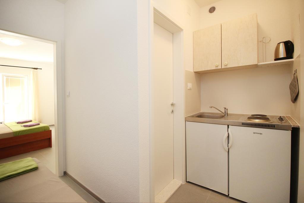 Stanicicke Apartments Baska Voda Ngoại thất bức ảnh