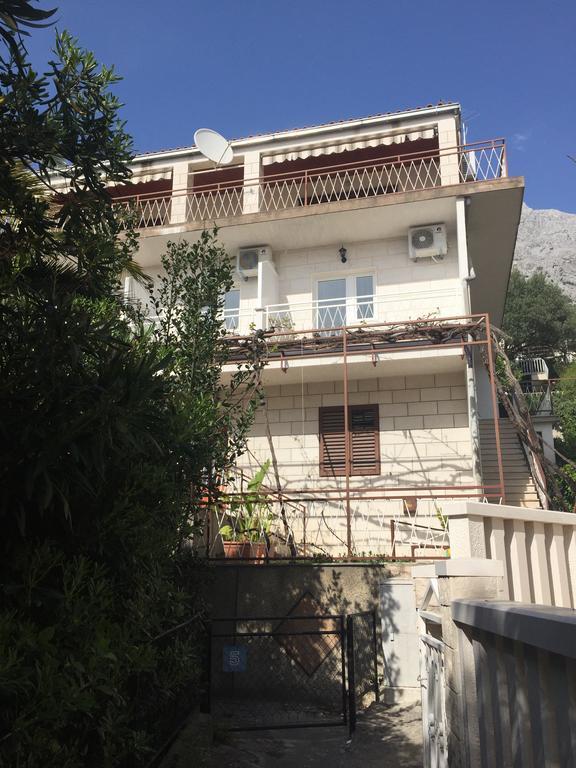 Stanicicke Apartments Baska Voda Ngoại thất bức ảnh